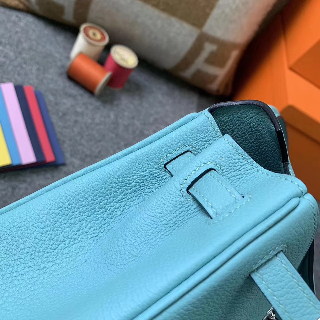 hermès(爱马仕)3p马卡龙蓝 原厂御用顶级小牛皮 kelly 25 银扣