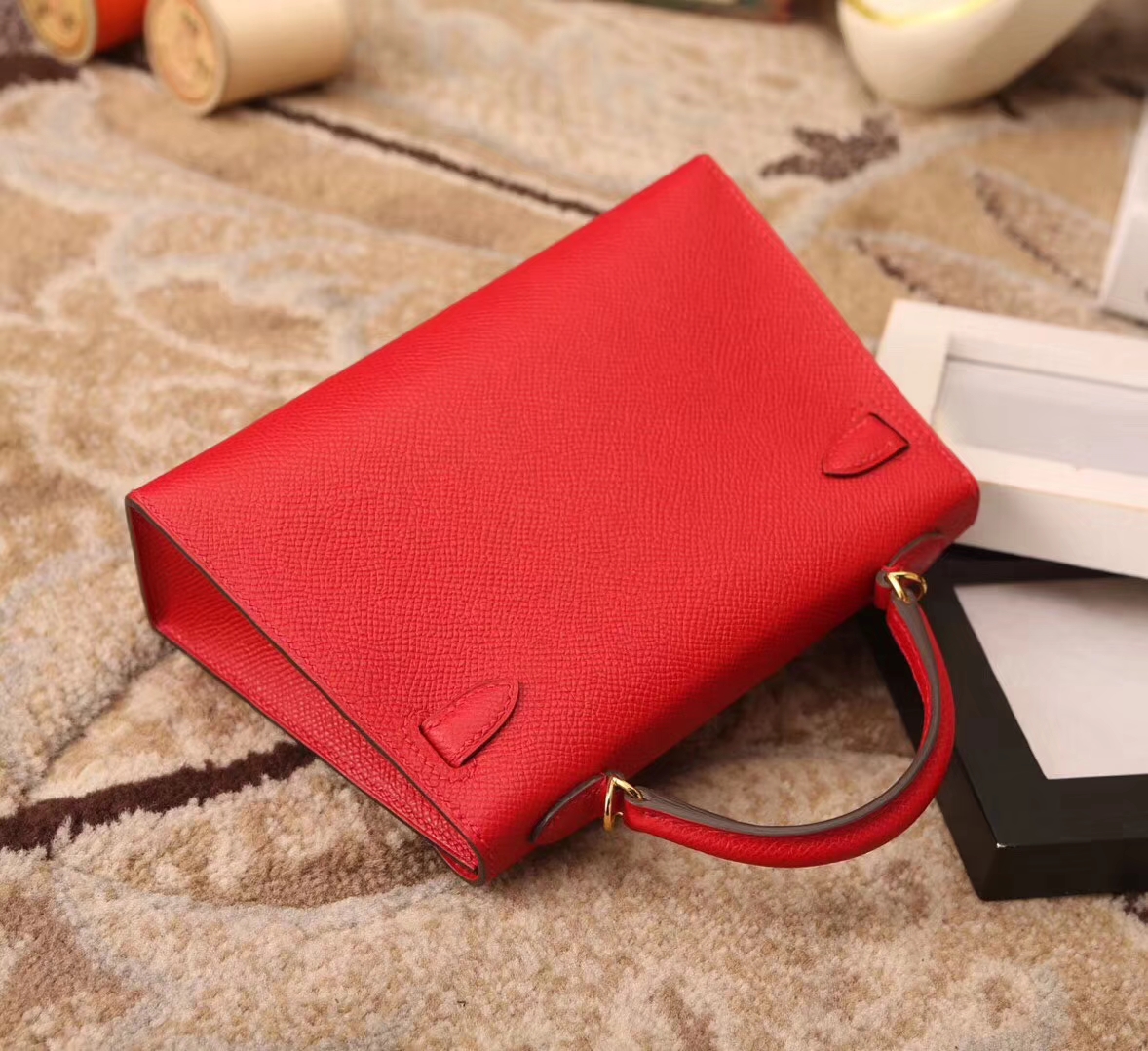 Hermes 爱马仕 Q5 中国红 糖果红 原厂御用顶级Epsom 皮 Mini Kelly 二代 金扣 现货