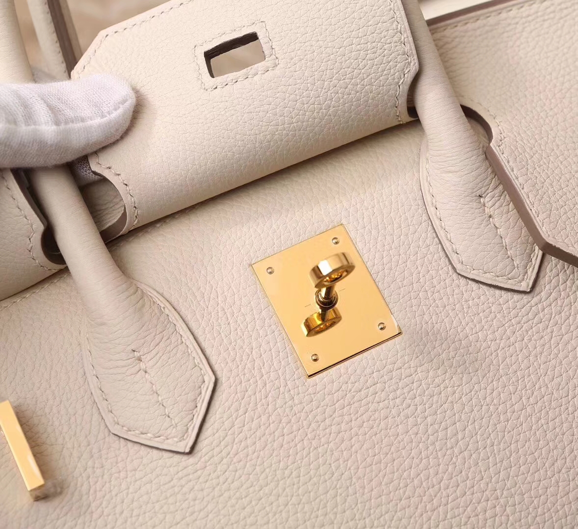 Hermes爱马仕 奶昔白 原厂御用顶级小牛皮 Birkin 30 金扣  银扣 现货