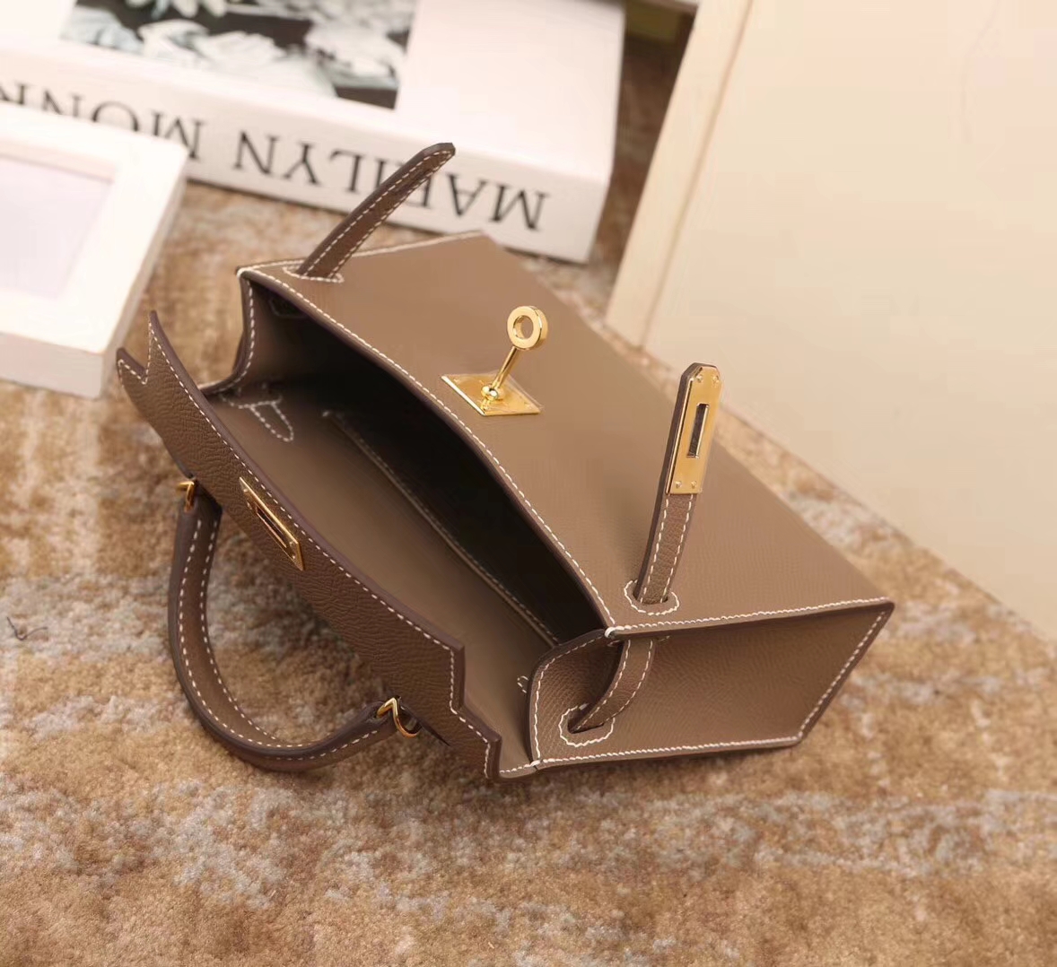 Hermes爱马仕 CK18 大象灰  原厂御用顶级Epsom 皮 Mini Kelly 二代 金扣 现货
