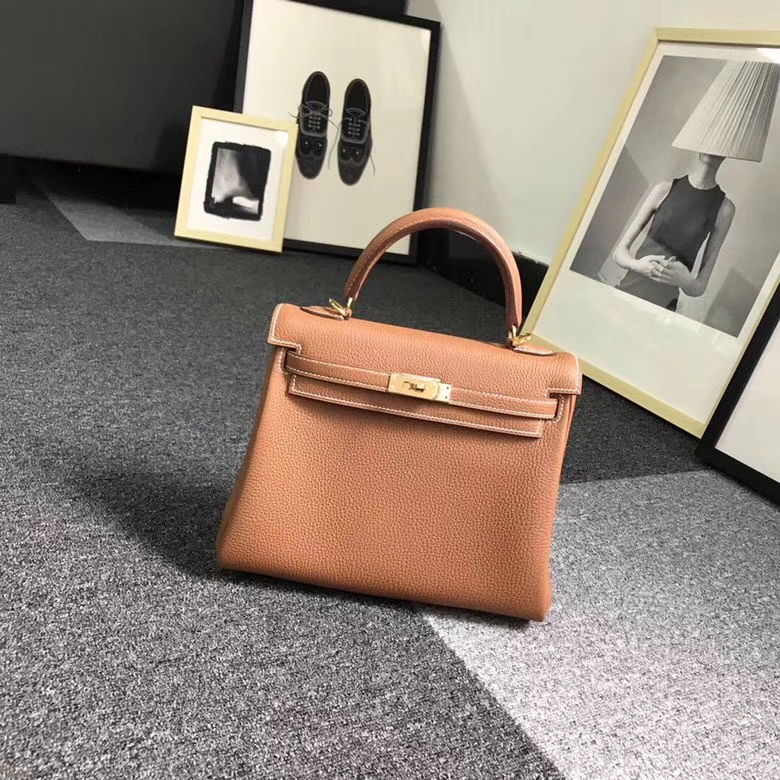 Hermes爱马仕 金棕色 浅咖啡 原厂御用顶级小牛皮 Kelly 25 金扣 现货