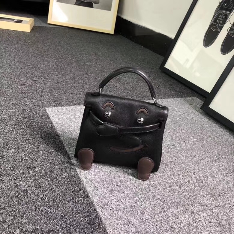 Hermes爱马仕 黑色拼深咖啡 Kelly doll  金扣 银扣