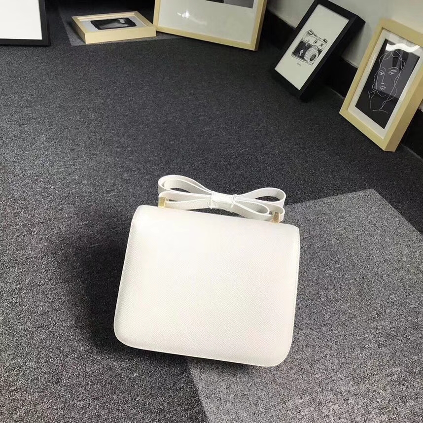 Hermès（爱马仕）纯白色内拼火焰红 原厂御用顶级Epsom 皮 Constance 24 金扣