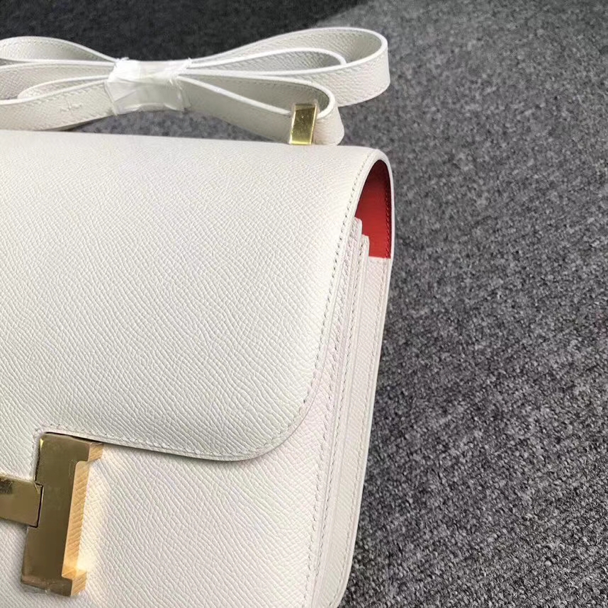 Hermès（爱马仕）纯白色内拼火焰红 原厂御用顶级Epsom 皮 Constance 24 金扣