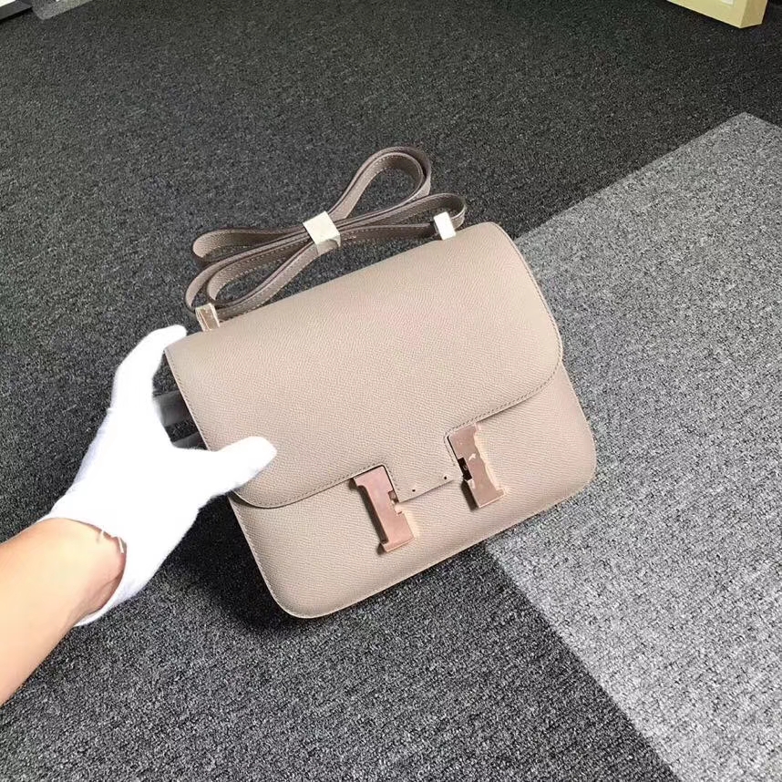 Hermès（爱马仕）巴黎灰 原厂御用顶级Epsom 皮 Constance 24 玫瑰金扣