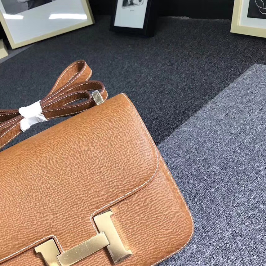 Hermès（爱马仕）金棕色 原厂御用顶级Epsom 皮 Constance 24 金扣 银扣 现货