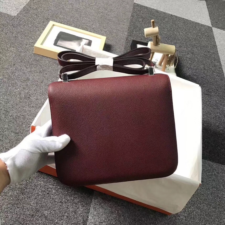 Hermès（爱马仕）爱马仕红 原厂御用顶级Epsom 皮 Constance 24 珐琅扣