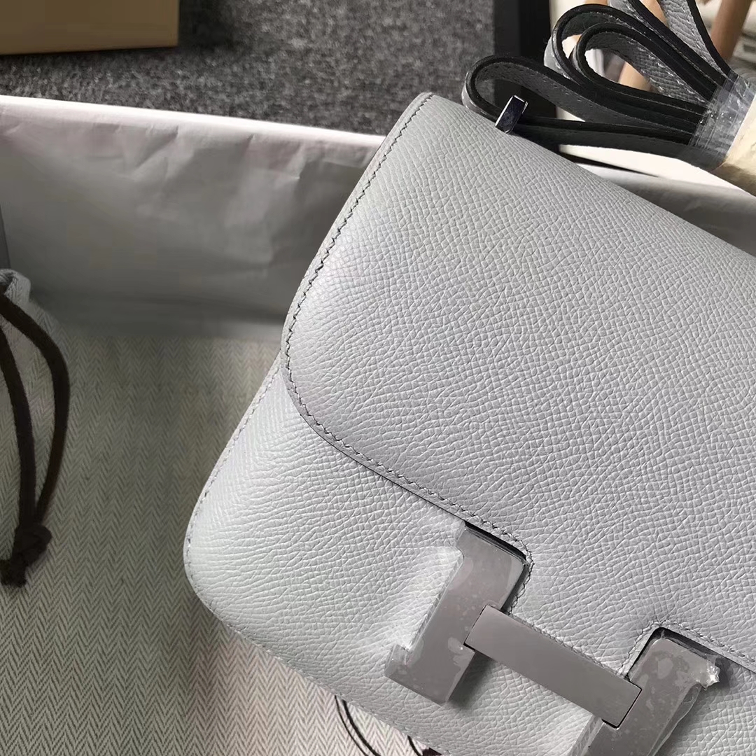 Hermès（爱马仕）4Z海鸥灰 原厂御用顶级Epsom 皮 Constance 19 金扣 银扣 现货