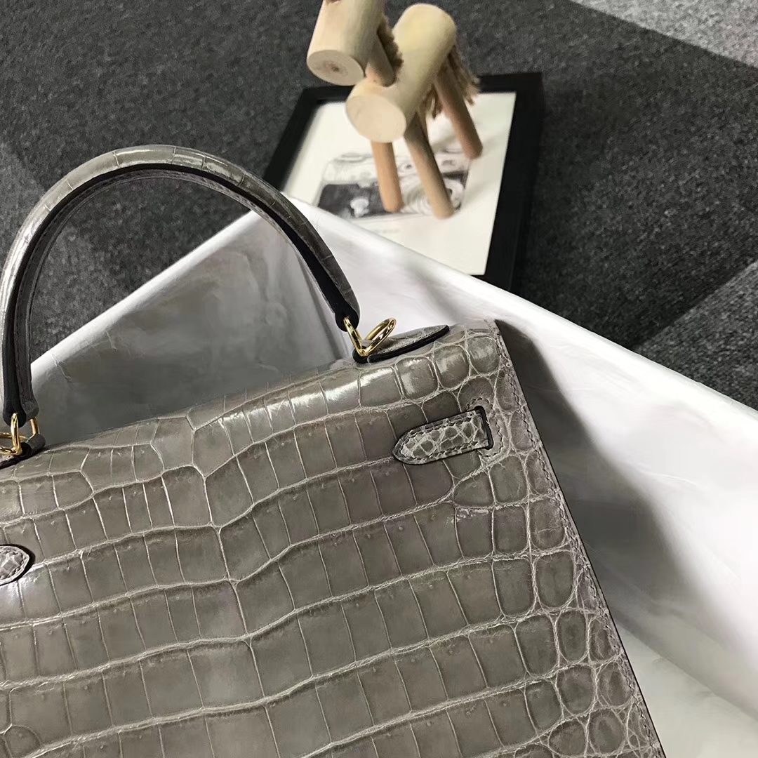 Hermès（爱马仕）斑鸠灰 鳄鱼皮 Kelly 28 金扣 外缝 全手工