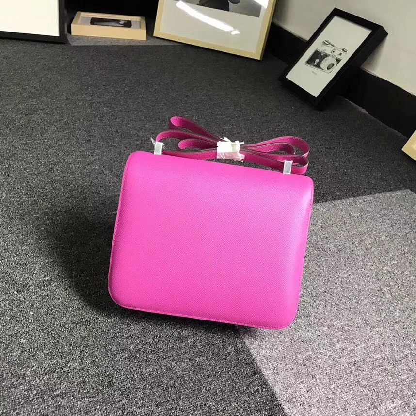 Hermès（爱马仕）9I 玉兰粉 原厂御用顶级Epsom 皮 Constance 24 银扣 现货
