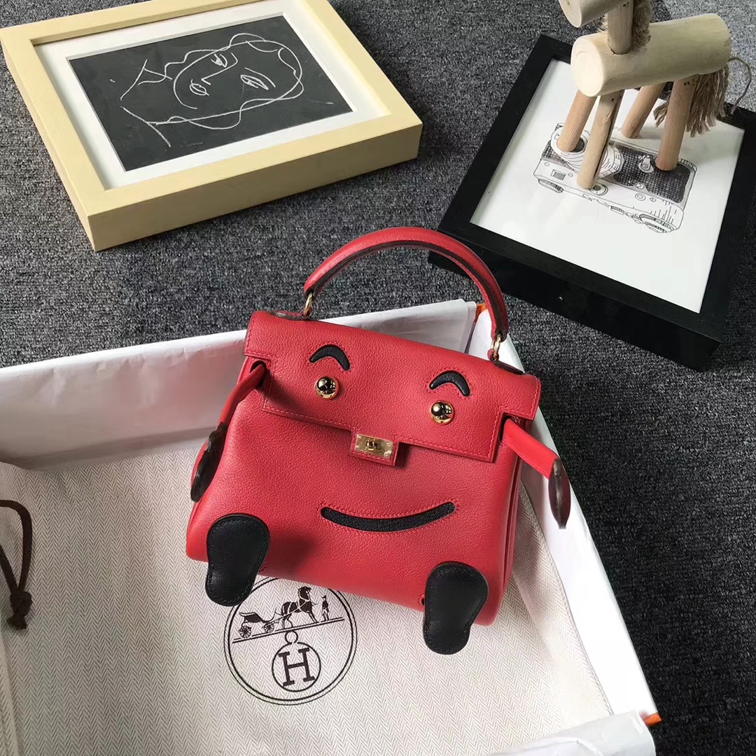 Hermès（爱马仕）红拼黑 Swift 皮 Kelly doll 金扣 银扣 现货