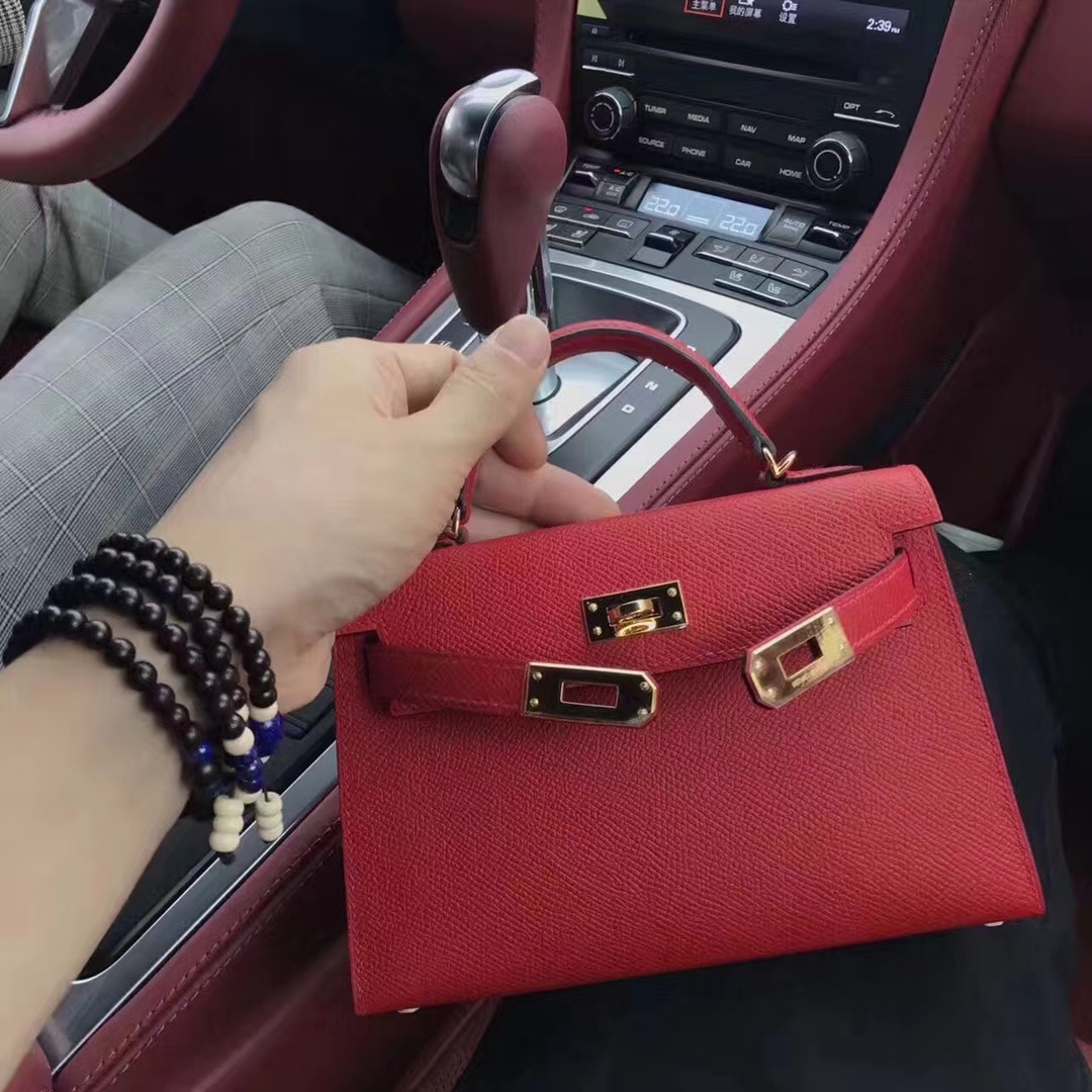 Hermès（爱马仕）红拼黑 Swift 皮 Kelly doll 金扣 银扣 现货