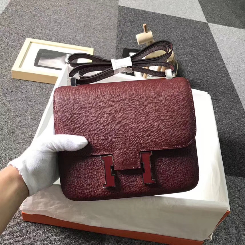 Hermès（爱马仕）爱马仕红 原厂御用顶级Epsom 皮 Constance 24 珐琅扣