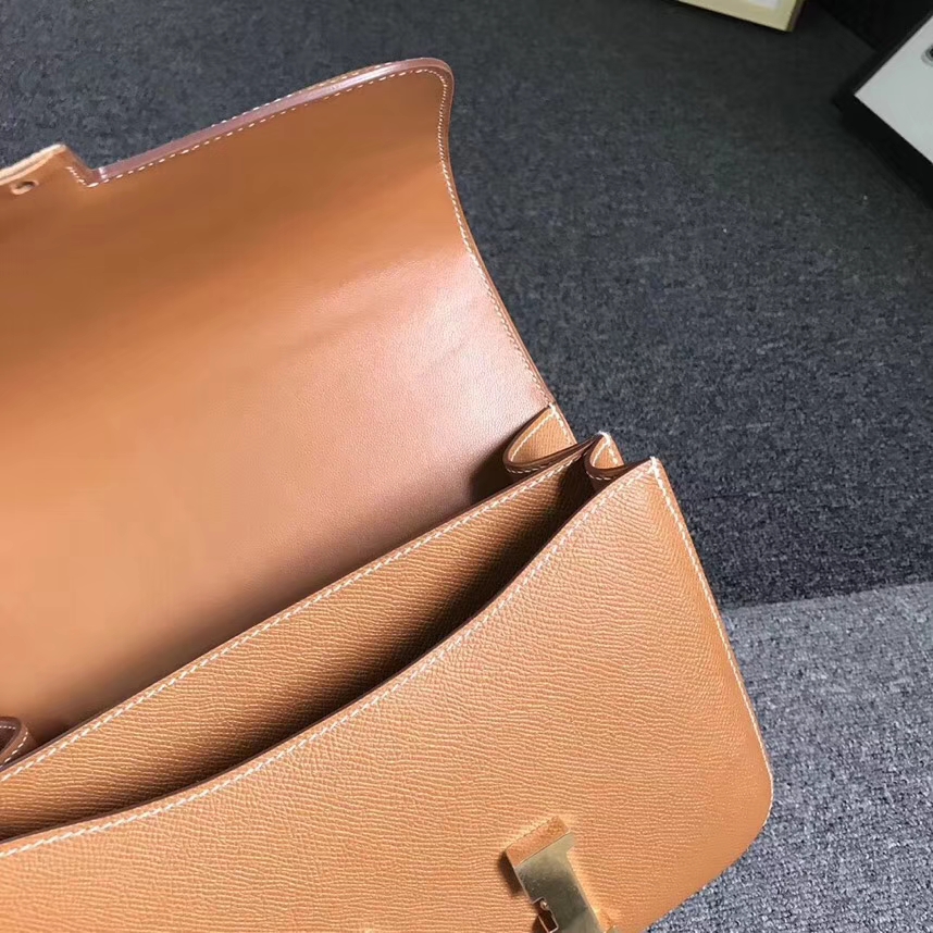 Hermès（爱马仕）金棕色 原厂御用顶级Epsom 皮 Constance 24 金扣 银扣 现货