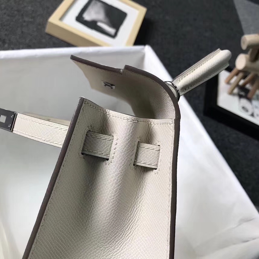 Hermès（爱马仕）奶昔白 原厂御用顶级Epsom 皮 Kelly 25 外缝 银扣 现货