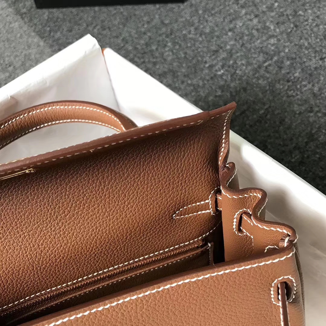Hermès（爱马仕）金棕色 原厂御用顶级小牛皮 Kelly 25 金扣
