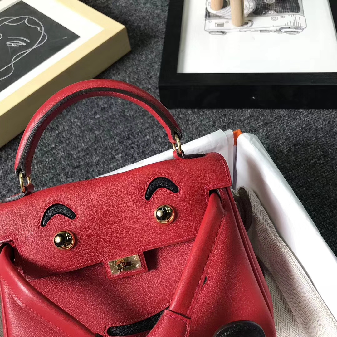 Hermès（爱马仕）红拼黑 Swift 皮 Kelly doll 金扣 银扣 现货
