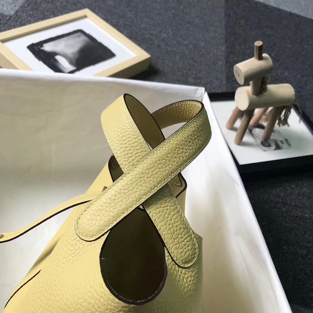 Hermès（爱马仕）小鸡黄 原厂御用顶级TC皮 Picotin  Lock 18 CM 金扣