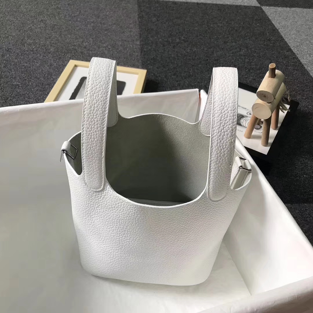 Hermès（爱马仕）纯白色 原厂御用顶级TC皮 Picotin  Lock 18 CM 银扣