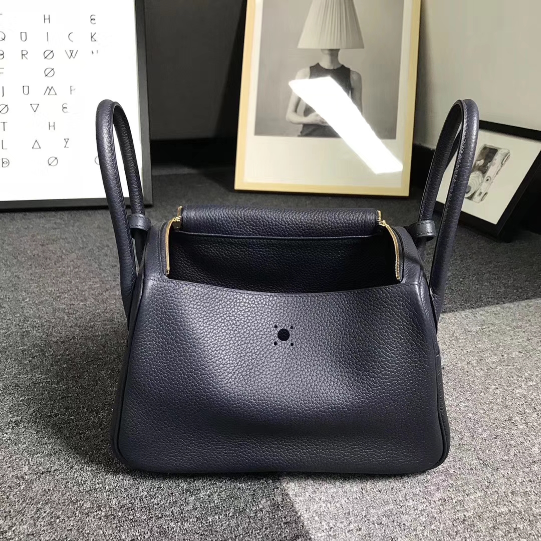 Hermès（爱马仕）午夜蓝 原厂御用顶级TC 皮 Lindy 26 金扣