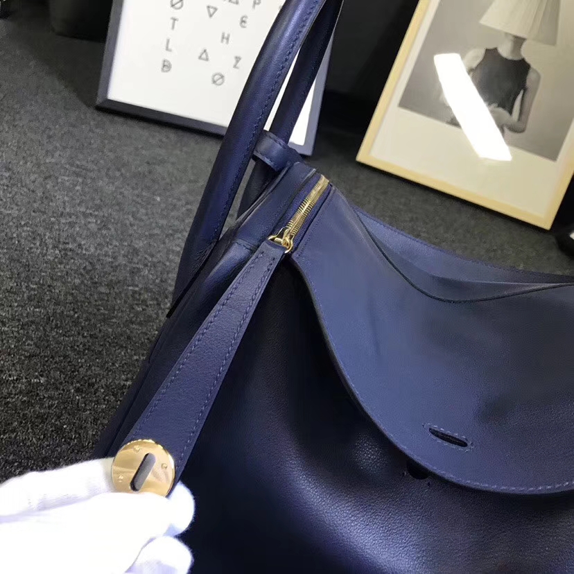 Hermès（爱马仕）鸭子蓝拼石榴红 原厂御用顶级Swift 皮 Lindy 30 金扣 现货