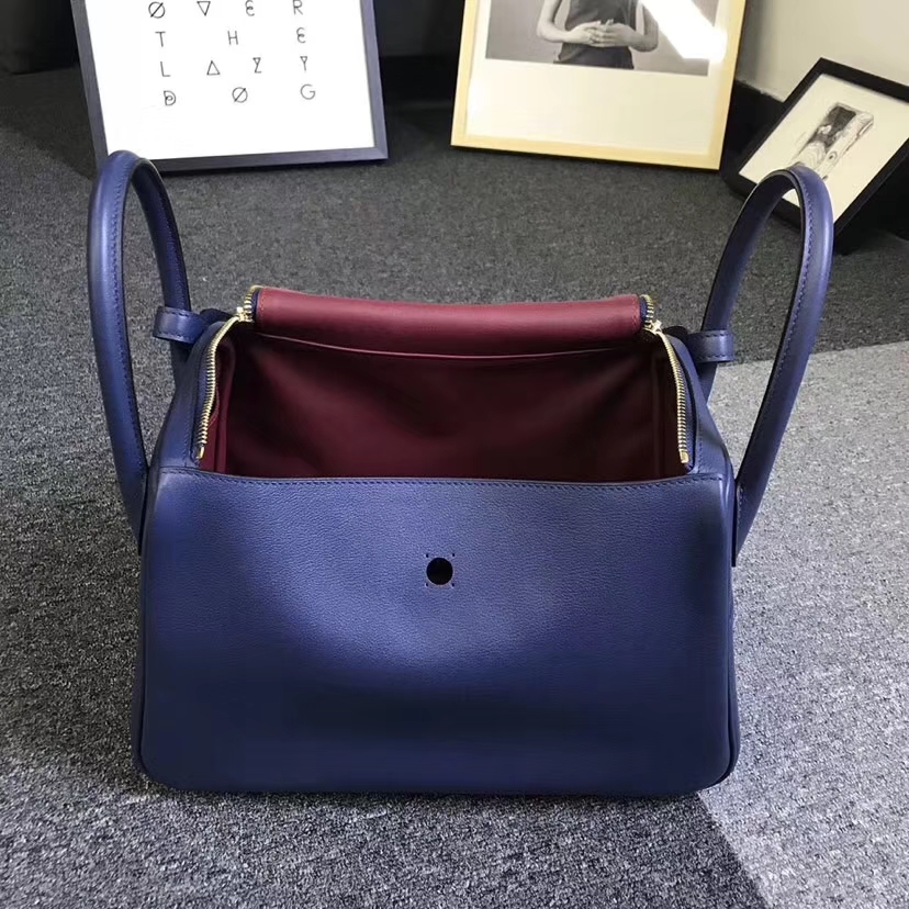 Hermès（爱马仕）鸭子蓝拼石榴红 原厂御用顶级Swift 皮 Lindy 30 金扣 现货