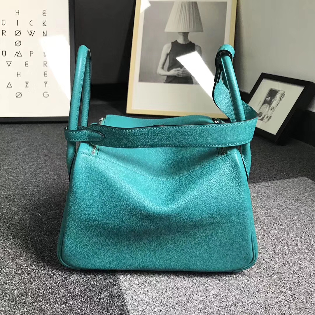 Hermès（爱马仕）7F孔雀蓝 原厂御用顶级小牛皮 Lindy 26 银扣