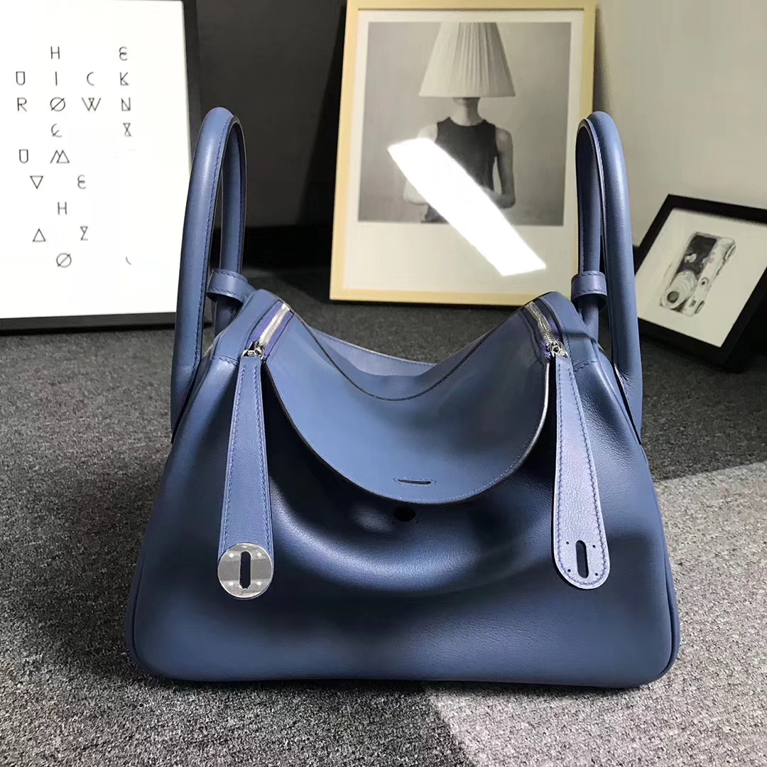 Hermès（爱马仕）玛瑙蓝 原厂御用顶级Swift 皮 编织肩带 Lindy 30 银扣