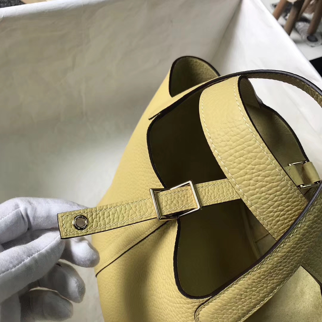 Hermès（爱马仕）小鸡黄 原厂御用顶级TC皮 Picotin  Lock 18 CM 金扣