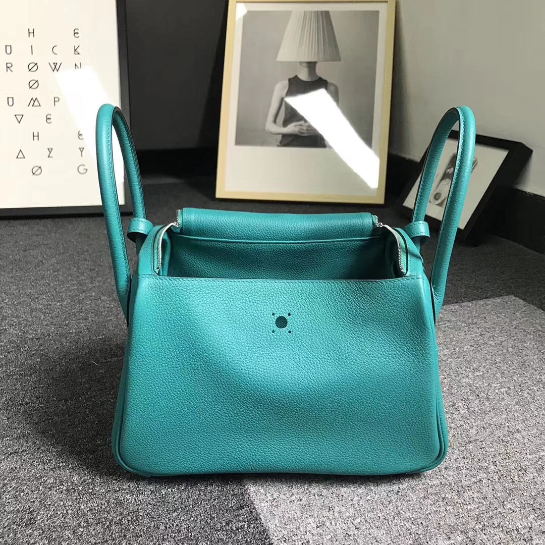 Hermès（爱马仕）7F孔雀蓝 原厂御用顶级小牛皮 Lindy 26 银扣
