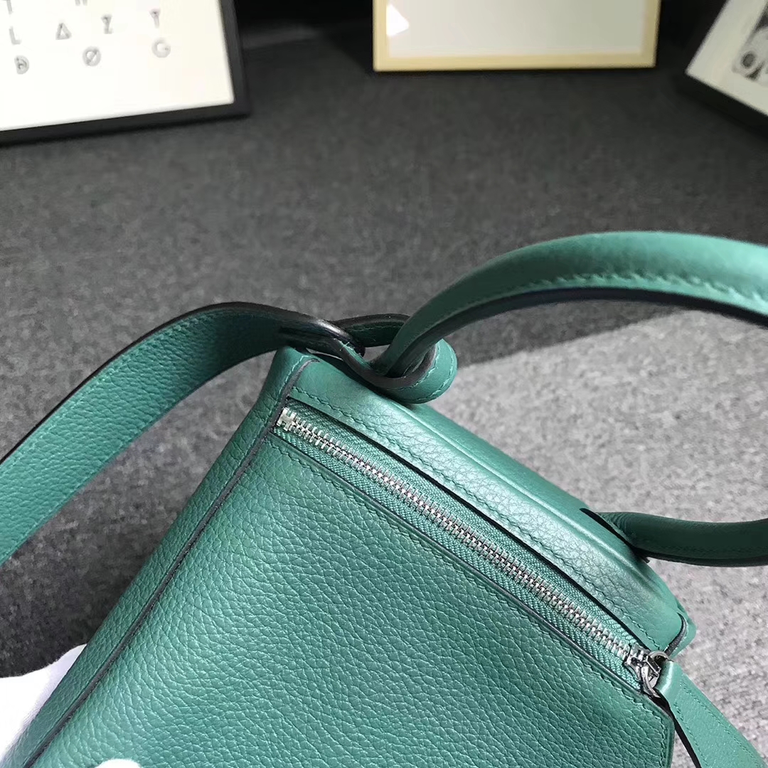 Hermès（爱马仕）Z6 孔雀绿 原厂御用顶级小牛皮 Lindy 26 银扣