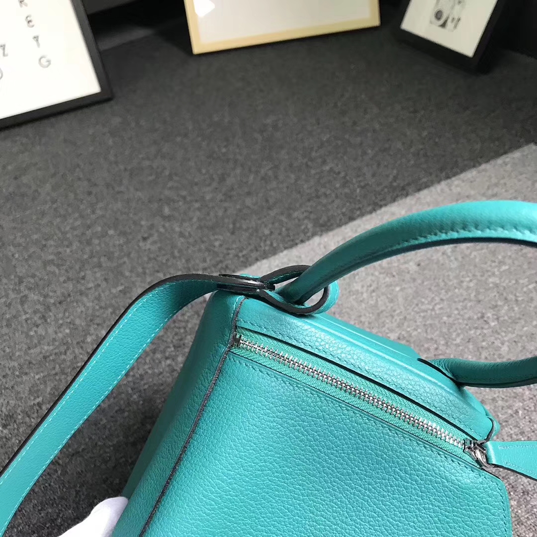 Hermès（爱马仕）7F孔雀蓝 原厂御用顶级小牛皮 Lindy 26 银扣