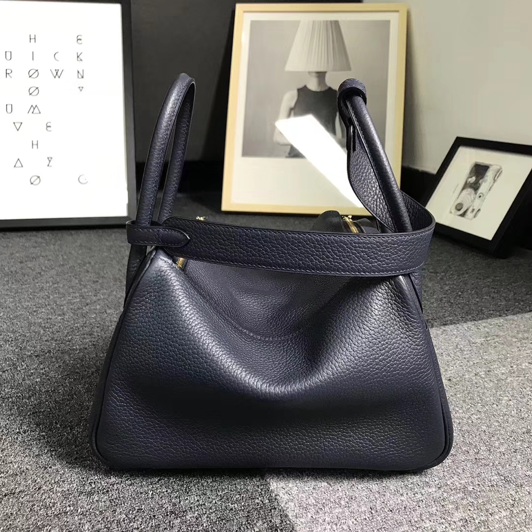 Hermès（爱马仕）午夜蓝 原厂御用顶级TC 皮 Lindy 26 金扣