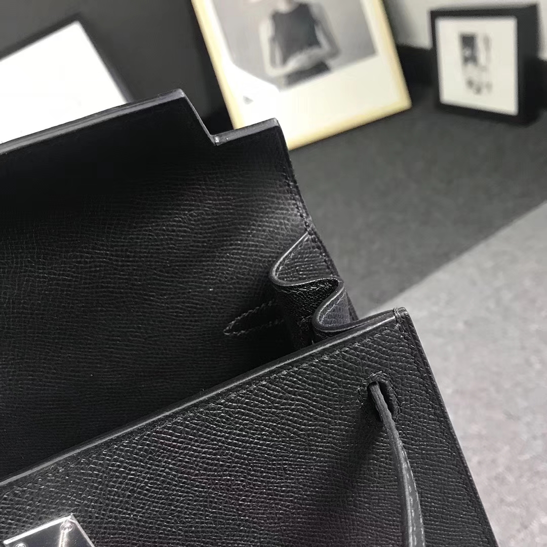 Hermès（爱马仕）黑色 原厂御用顶级Epsom 皮 Kelly 25 外缝 金扣 银扣  现货