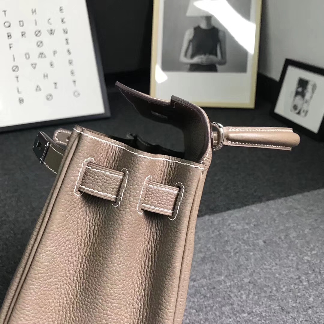 Hermès（爱马仕）大象灰 原厂御用顶级小牛皮 Kelly 28 金扣 银扣  现货