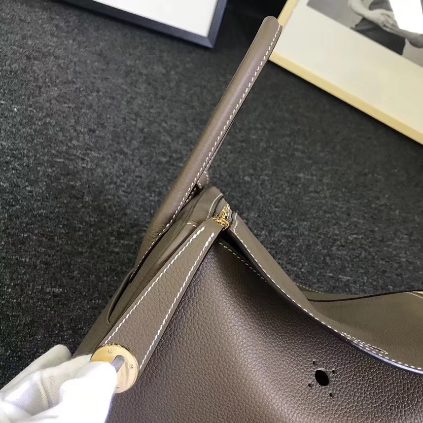 Hermès（爱马仕）CK18 大象灰 原厂御用顶级小牛皮 Lindy 26 金扣 银扣