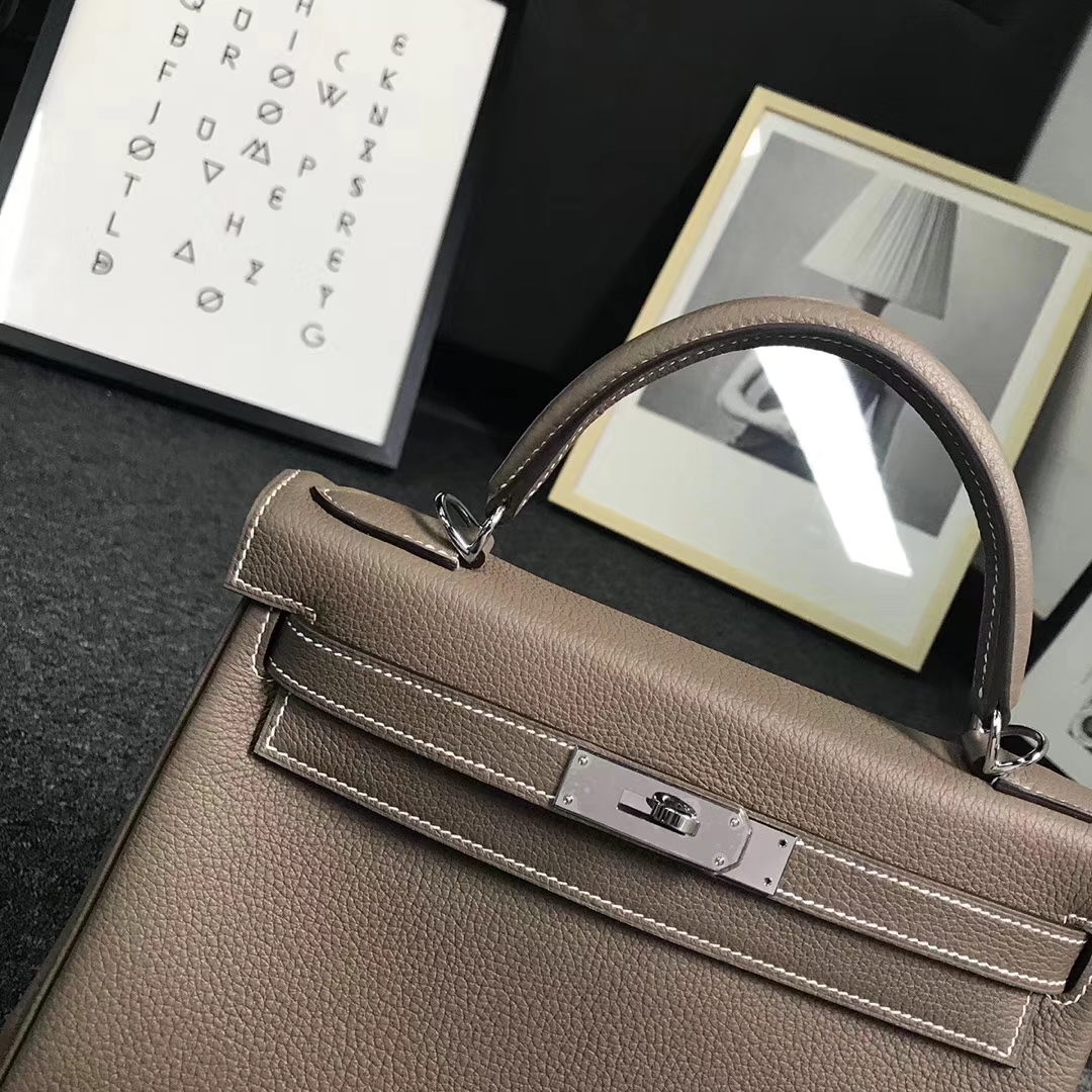 Hermès（爱马仕）大象灰 原厂御用顶级小牛皮 Kelly 28 金扣 银扣  现货