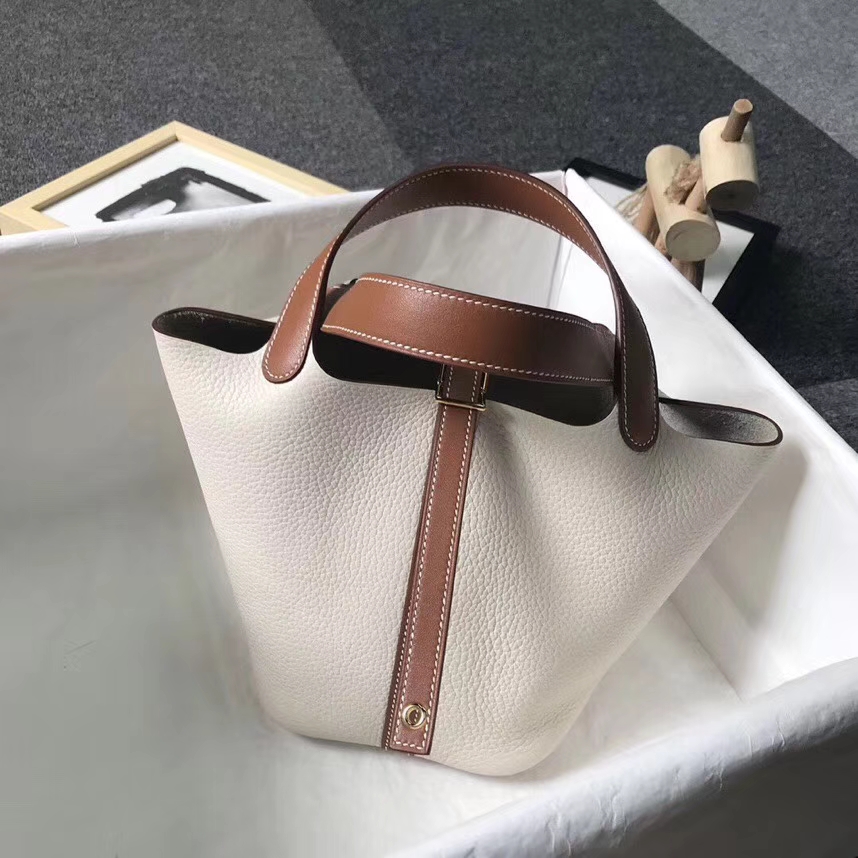 Hermès（爱马仕）奶昔白拼金棕色 原厂御用顶级TC皮 Picotin  Lock 18 CM 银扣