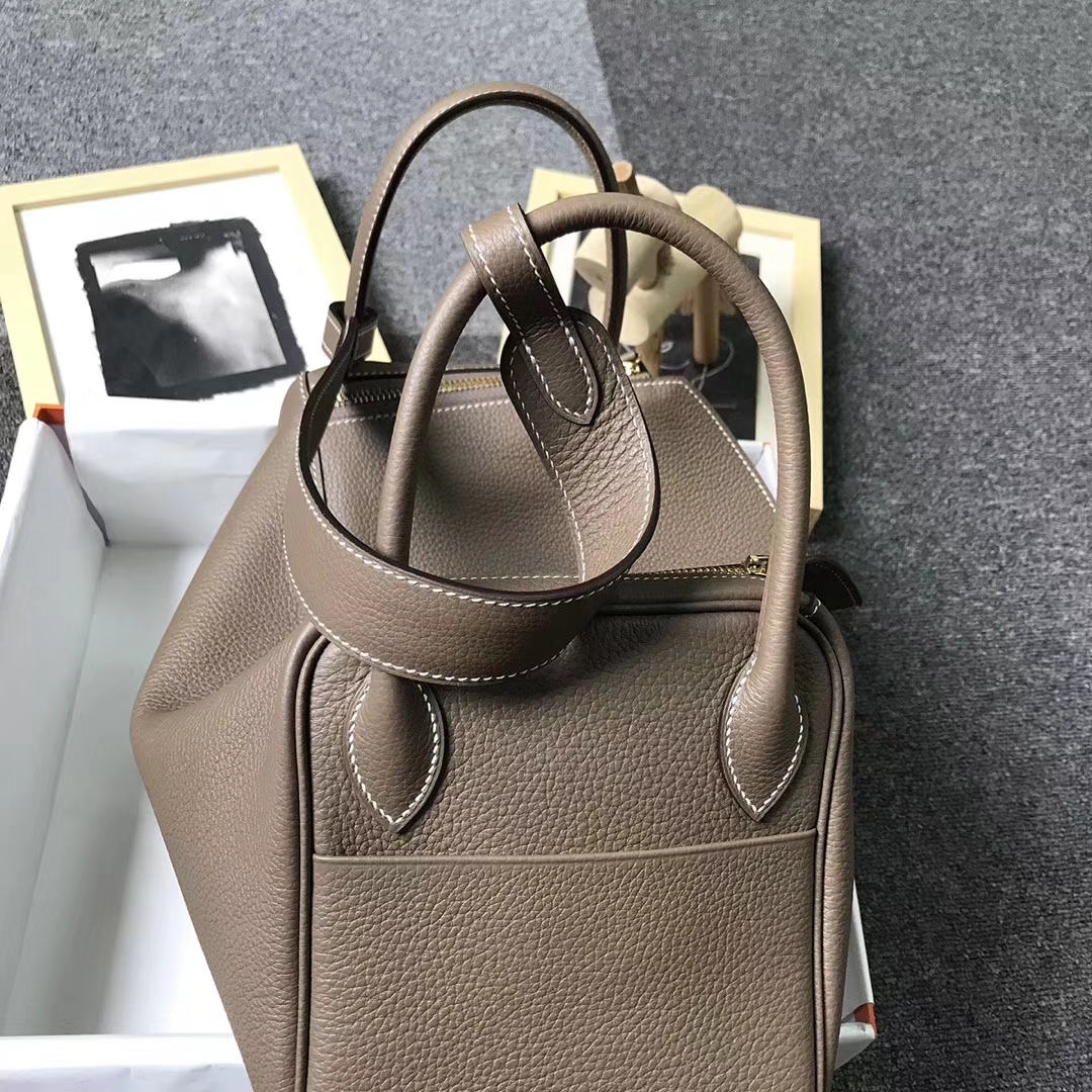Hermès（爱马仕）CK18 大象灰 原厂御用顶级小牛皮 Lindy 30 金扣 现货
