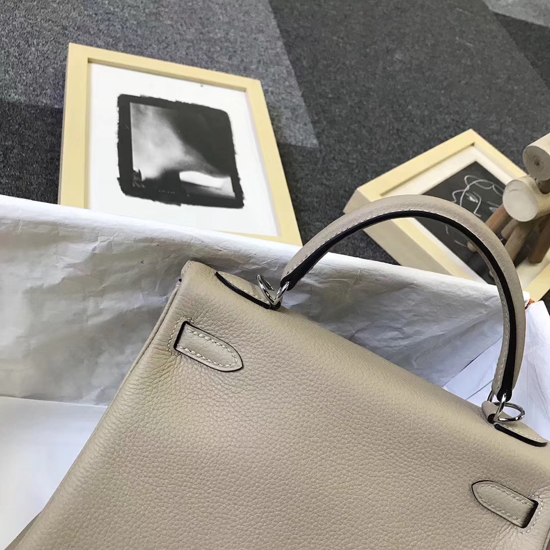 Hermès（爱马仕）S2 风衣灰 原厂御用顶级小牛皮 Kelly 25 银扣 现货