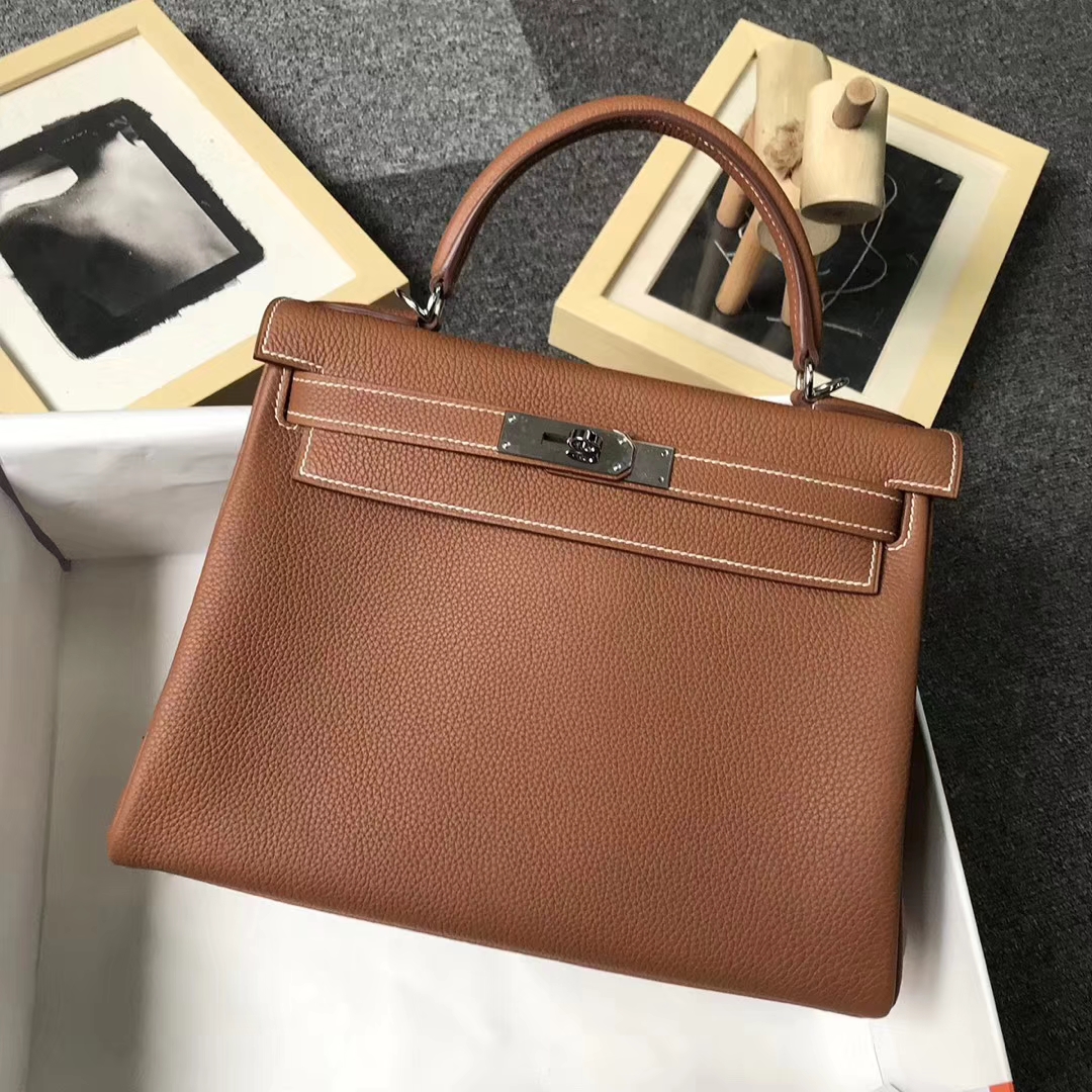 Hermès（爱马仕）C37浅咖啡 原厂御用顶级小牛皮 Kelly 28 银扣 现货
