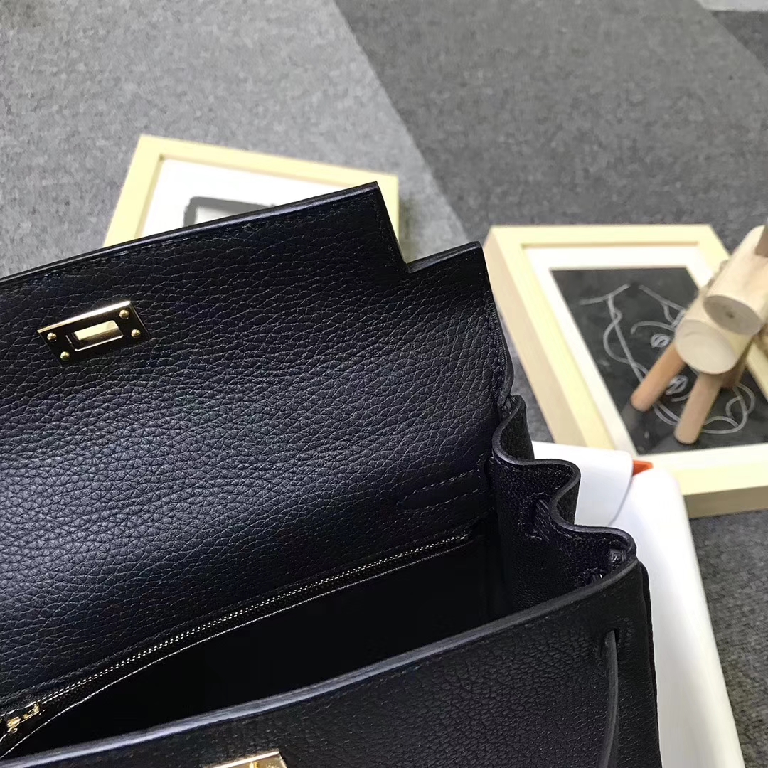 Hermès（爱马仕）CK89 黑色 原厂御用顶级小牛皮 Kelly 25 金扣 现货
