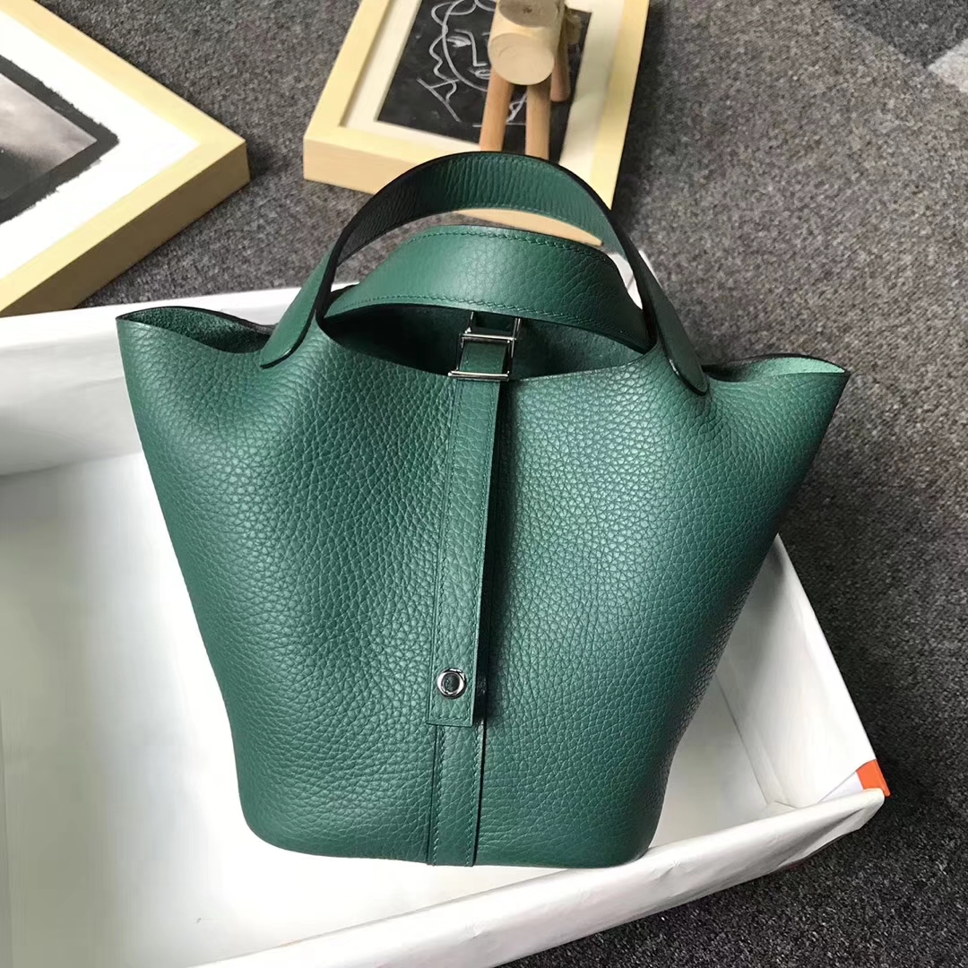 Hermès（爱马仕）Z6 孔雀绿 原厂御用顶级TC 皮 Picotin  Lock 18 cm 银扣 现货
