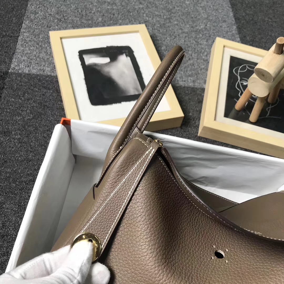 Hermès（爱马仕）CK18 大象灰 原厂御用顶级小牛皮 Lindy 30 金扣 现货