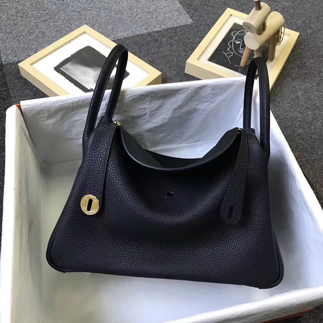 Hermès（爱马仕）黑色 原厂御用顶级小牛皮 Lindy 30 金扣 银扣 现货