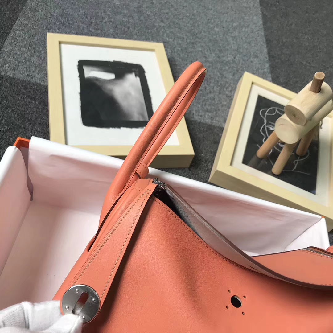Hermès（爱马仕）L5 龙虾粉拼珍珠灰 原厂御用顶级Swift 皮 Lindy 26 银扣