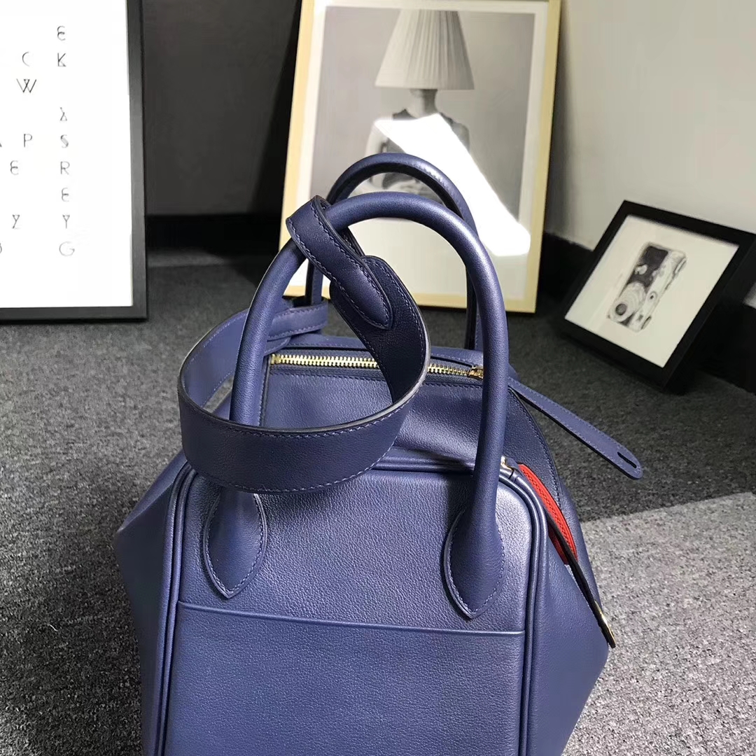 Hermès（爱马仕）宝石蓝拼罂粟橘色 原厂御用顶级Swift 皮 Lindy 30 金扣 现货