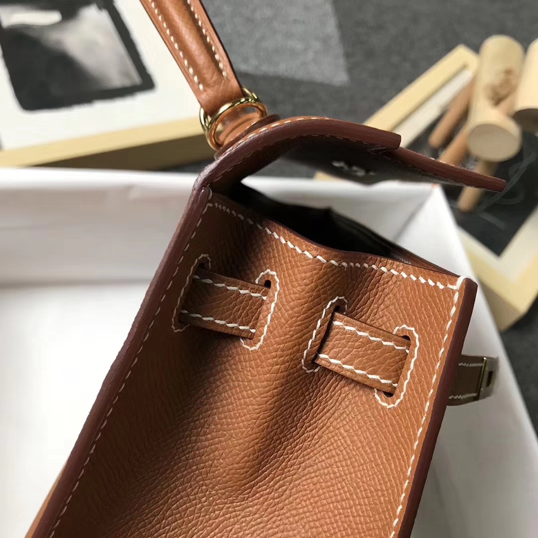 Hermès（爱马仕）金棕色 原厂御用顶级Epsom 皮 Kelly 25 外缝 金扣 现货