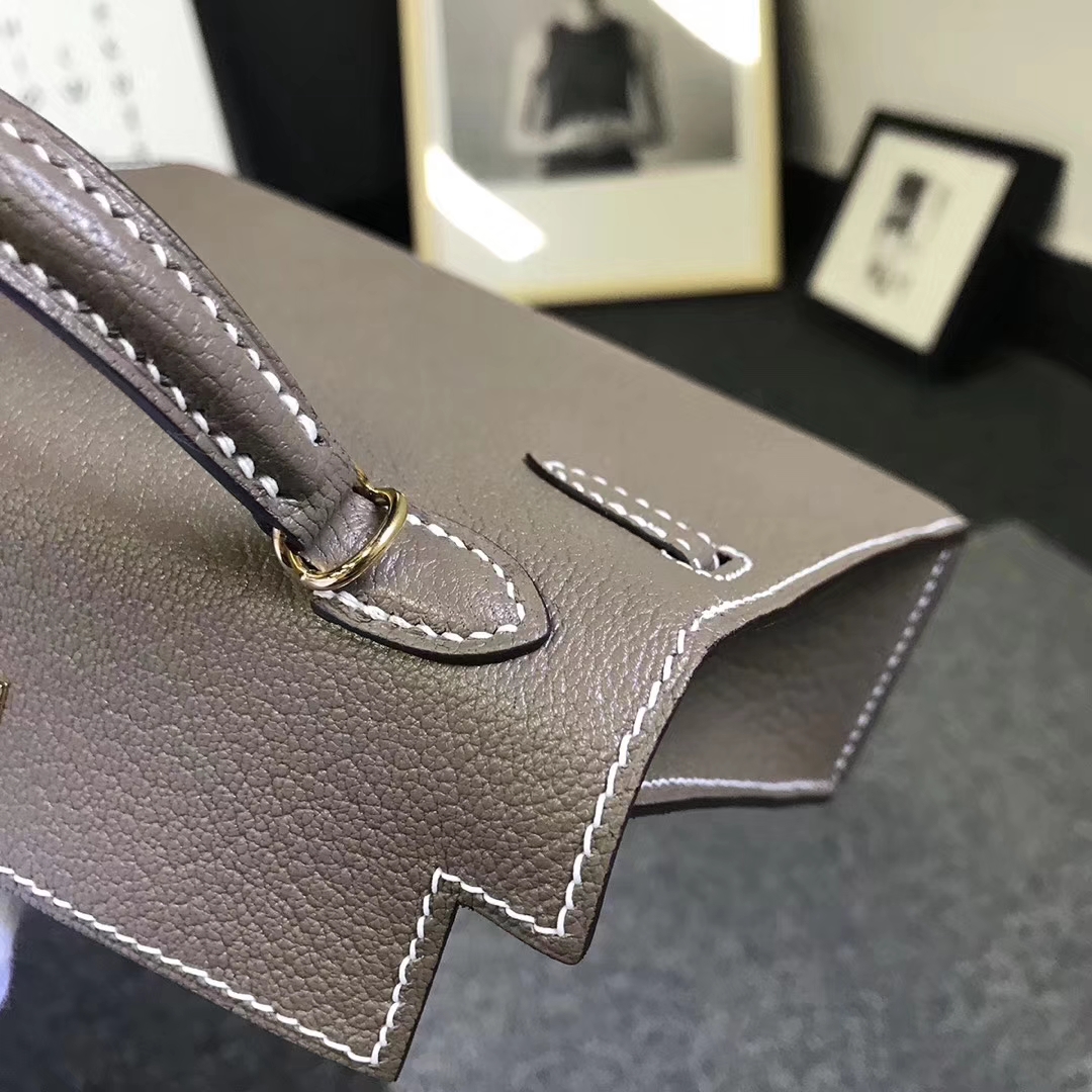 Hermès（爱马仕）大象灰 原厂御用顶级山羊皮 Mini Kelly 二代 金扣