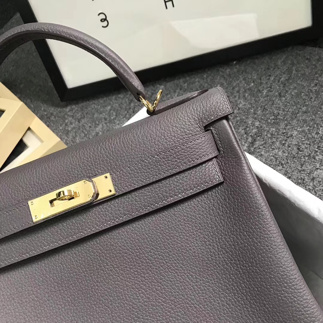 Hermès（爱马仕）8F锡器灰 原厂御用顶级小牛皮 Kelly 28 金扣